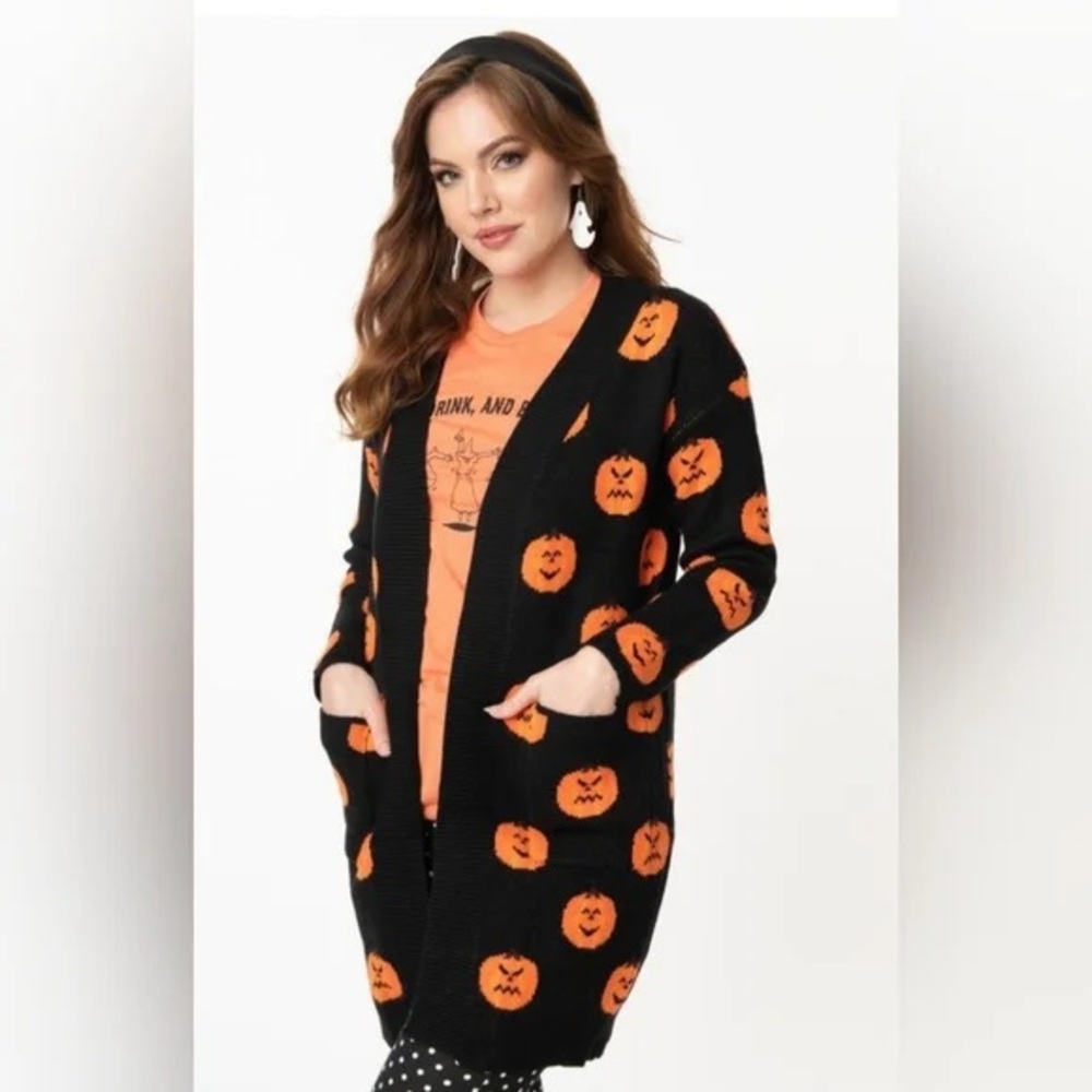 Unique Vintage Halloween Pumpkin Cardigan